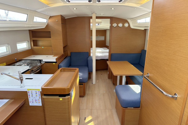 YachtABC - Lara - Croatia - Sun Odyssey 410 - 3 cab.