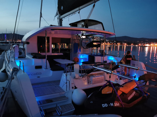 YachtABC - Balance 69 - Croatia - Lagoon 40 - 4 + 1 cab.