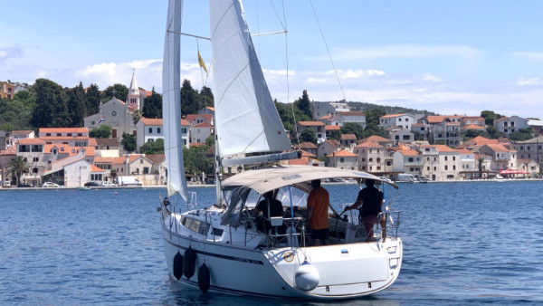 YachtABC - Little Joe - Croatia - Bavaria Cruiser 34 - 2 cab.